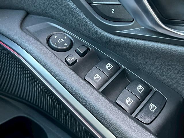 ３シリーズ ３２０ｄ　ｘＤｒｉｖｅツーリング　Ｍスポーツ　ＡｐｐｌｅＣａｒＰｌａｙ／全方位カメラ／ＢＳＭ／ＡＣＣ／ＨＵＤ／カープレイ／シートヒーター／シートメモリー／パワーシート／電動トランク／純正ナビ／ワイヤレス充電／レーダークルコン／レーンキープアシスト（33枚目）