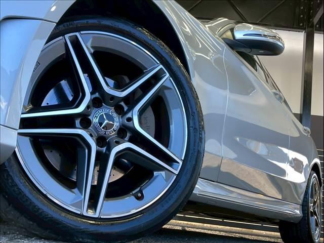 Cクラス C220dローレウスエディションスポーツプラスパック 黒革シート/エアサス/シートヒーター/BSM/HUD/ACC/AppleCarPlay/カープレイ/アンビエントライト/レーンキープアシスト/レーンチェンジアシスト/パワーシート/シートヒーター(19枚目)
