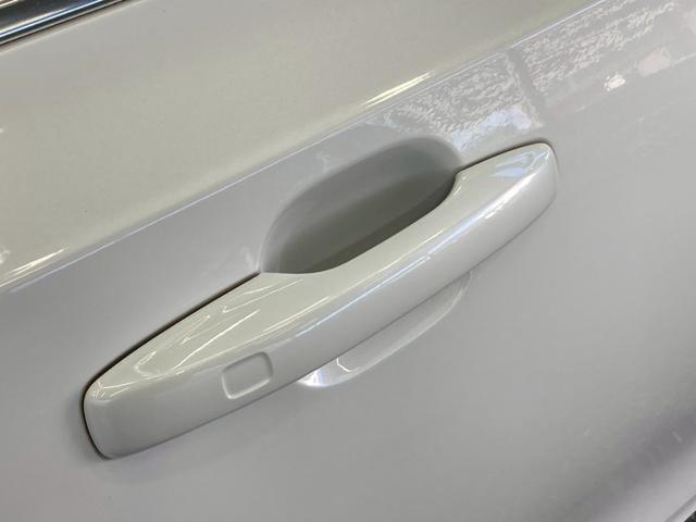 Cクラス C220dローレウスエディションスポーツプラスパック 黒革シート/エアサス/シートヒーター/BSM/HUD/ACC/AppleCarPlay/カープレイ/アンビエントライト/レーンキープアシスト/レーンチェンジアシスト/パワーシート/シートヒーター(61枚目)