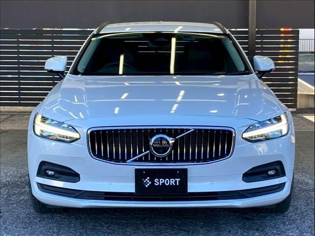 V90 B5 モメンタム AppleCarPlay/Googleナビ/黒革シート/ブラインドスポット/アダプティブクルーズコントロール/シートヒーター/ステアリングヒーター/パワーテールゲート/パワーシート/スマートキー(13枚目)