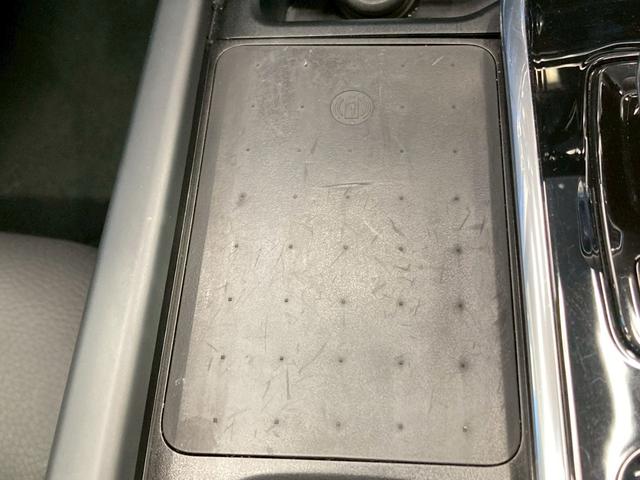 V90 B5 モメンタム AppleCarPlay/Googleナビ/黒革シート/ブラインドスポット/アダプティブクルーズコントロール/シートヒーター/ステアリングヒーター/パワーテールゲート/パワーシート/スマートキー(61枚目)