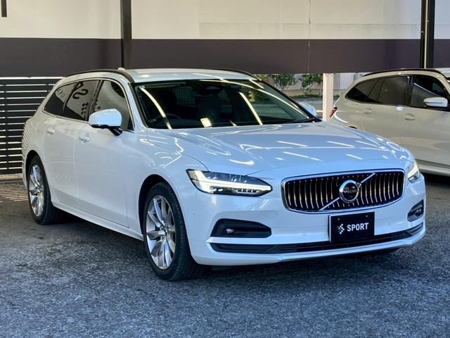 V90 B5 モメンタム AppleCarPlay/Googleナビ/黒革シート/ブラインドスポット/アダプティブクルーズコントロール/シートヒーター/ステアリングヒーター/パワーテールゲート/パワーシート/スマートキー(77枚目)