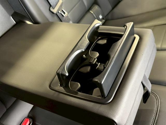 お問い合わせは０１２０ー３７ー４０９２まで。専門店だからこその知識・経験豊富なスタッフ達が、お客様に最適な一台をご案内致します。