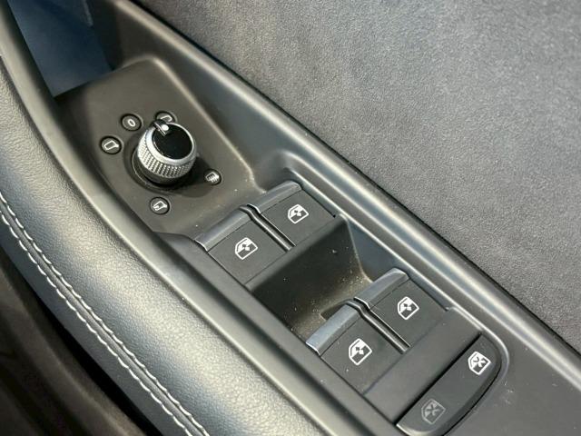 Ａ４ ３５ＴＤＩ　Ｓライン　ＡｐｐｌｅＣａｒＰｌａｙ／全方位カメラ／アンビエントライト／ＡＣＣ／ＢＳＭ／レーダークルコン／レーンキープアシスト／マトリクスＬＥＤ／シートヒーター／シートメモリー／パワーシート／パーキングアシスト（59枚目）