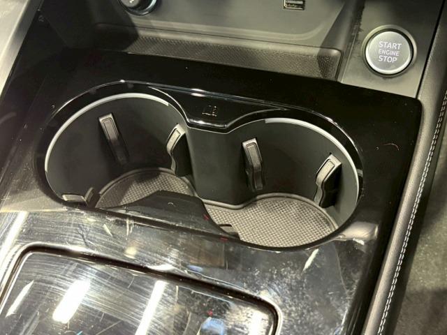 Ａ４ ３５ＴＤＩ　Ｓライン　ＡｐｐｌｅＣａｒＰｌａｙ／全方位カメラ／アンビエントライト／ＡＣＣ／ＢＳＭ／レーダークルコン／レーンキープアシスト／マトリクスＬＥＤ／シートヒーター／シートメモリー／パワーシート／パーキングアシスト（63枚目）