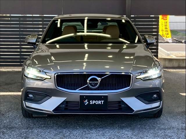 弊社は中古車から新車・登録済未使用車まで幅広く取り扱いしております。グッドスピードではグループ総在庫３０００台以上を常時展示しており、品質に拘った車両を展示しております。