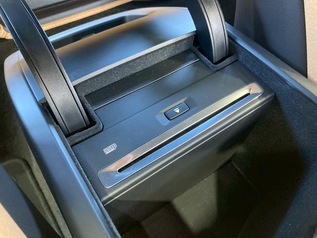 お問い合わせは０１２０ー３７ー４０９２まで。専門店だからこその知識・経験豊富なスタッフ達が、お客様に最適な一台をご案内致します。