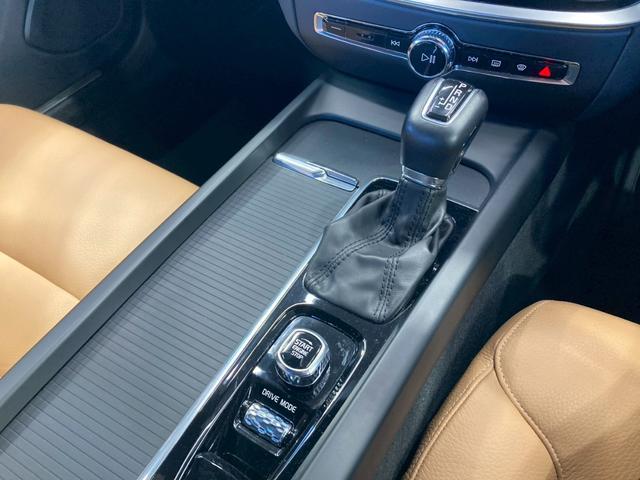 お問い合わせは０１２０ー３７ー４０９２まで。専門店だからこその知識・経験豊富なスタッフ達が、お客様に最適な一台をご案内致します。