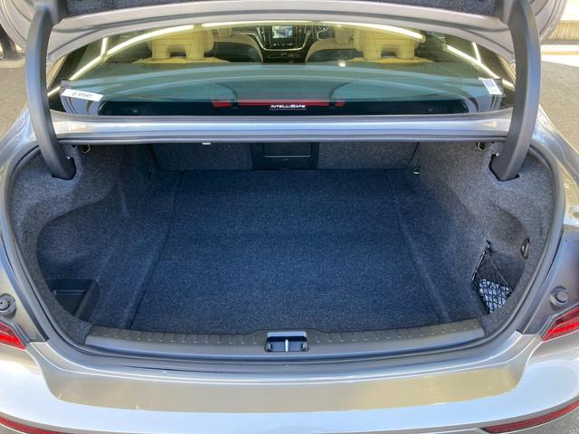 お問い合わせは０１２０ー３７ー４０９２まで。専門店だからこその知識・経験豊富なスタッフ達が、お客様に最適な一台をご案内致します。