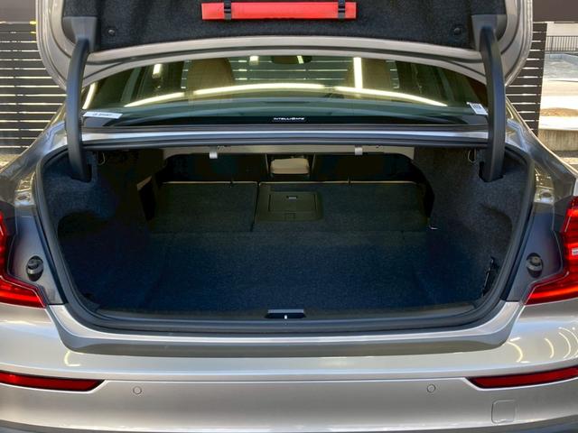 お問い合わせは０１２０ー３７ー４０９２まで。専門店だからこその知識・経験豊富なスタッフ達が、お客様に最適な一台をご案内致します。