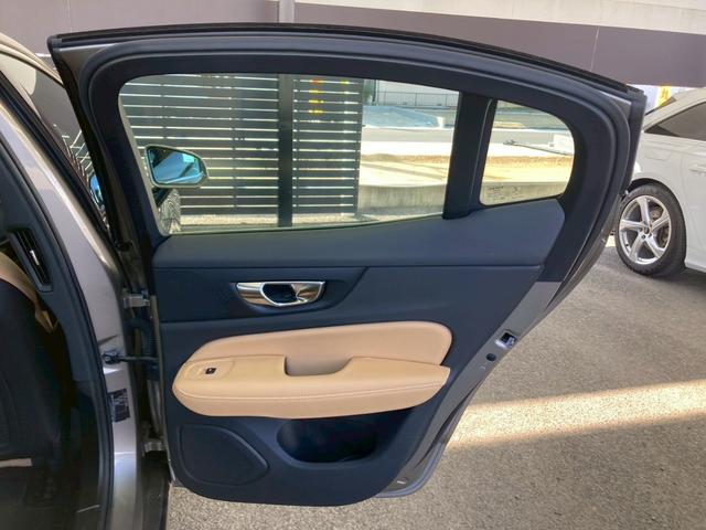 お問い合わせは０１２０ー３７ー４０９２まで。専門店だからこその知識・経験豊富なスタッフ達が、お客様に最適な一台をご案内致します。