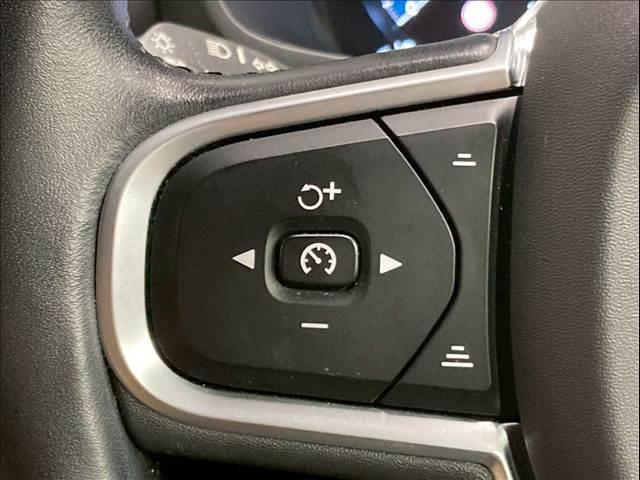 快適な高速クルージングを可能にする「レーダークルーズコントロール」。