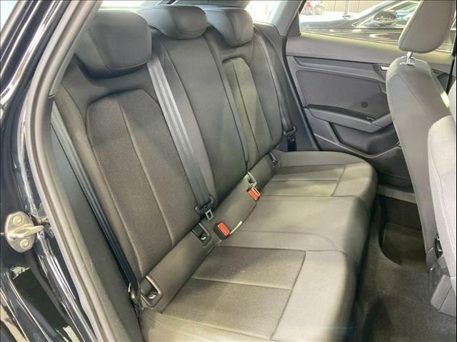 Ａ３ スポーツバック３０ＴＦＳＩ　コンビニエンスＰＫＧ／アシスタンスＰＫＧ／シートヒーター／フルセグ／障害物センサー／ＡＣＣ／ＢＳＭ／レーンキープアシスト／レーダークルコン／パーキングアシスト／バーチャルコックピット／オートライト（6枚目）