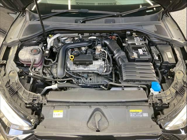 Ａ３ スポーツバック３０ＴＦＳＩ　コンビニエンスＰＫＧ／アシスタンスＰＫＧ／シートヒーター／フルセグ／障害物センサー／ＡＣＣ／ＢＳＭ／レーンキープアシスト／レーダークルコン／パーキングアシスト／バーチャルコックピット／オートライト（12枚目）