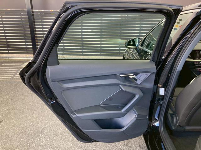 Ａ３ スポーツバック３０ＴＦＳＩ　コンビニエンスＰＫＧ／アシスタンスＰＫＧ／シートヒーター／フルセグ／障害物センサー／ＡＣＣ／ＢＳＭ／レーンキープアシスト／レーダークルコン／パーキングアシスト／バーチャルコックピット／オートライト（35枚目）