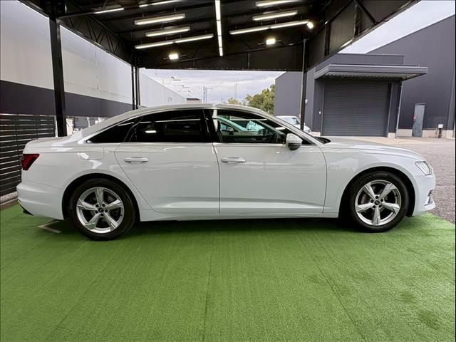 Ａ６ ４０ＴＤＩクワトロスポーツ　４ゾーンデラックスオートマチックエアコン／マルチカラーアンビエント／シートメモリー／レーダークルコン／レーンキープ／ＢＳＭ／ＡＣＣ／ＡｐｐｌｅＣａｒＰｌａｙ／黒革シート／カープレイ／フルゼグ（15枚目）