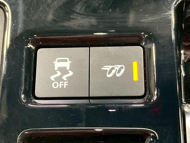 Ｆタイプ Ｒ－ダイナミック　クーペ　Ｐ３００　ガラスルーフ／メリディアンサウンド／スポーツエグゾースト／パフォーマンスシート／１２ｗａｙ電動調節機能パワーシート／シートクーラー／シートヒーター／アンビエントライト／ステアリングヒーター／クルコン（42枚目）