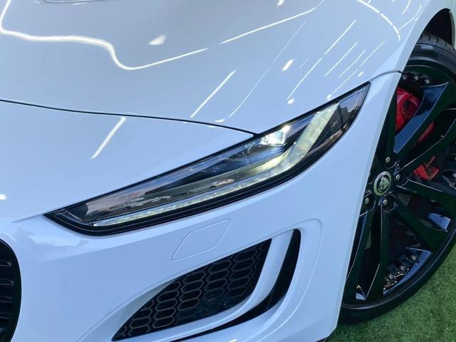 Ｆタイプ Ｒ－ダイナミック　クーペ　Ｐ３００　ガラスルーフ／メリディアンサウンド／スポーツエグゾースト／パフォーマンスシート／１２ｗａｙ電動調節機能パワーシート／シートクーラー／シートヒーター／アンビエントライト／ステアリングヒーター／クルコン（71枚目）