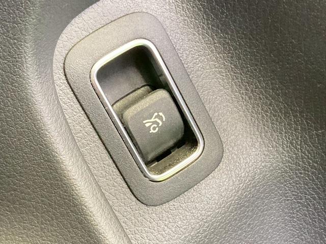 ＣＬＡクラス ＣＬＡ２００ｄ　ＡＭＧレザーエクスクルーシブパッケジ　ＡＭＧ風ステアリング／ＡＭＧ風リアバンパー／全方位カメラ／赤革シート／サンルーフ／ＨＵＤ／ＢＳＭ／ＡＣＣ／ＡｐｐｌｅＣａｒＰｌａｙ／カープレイ／アンビエントライト／レーンキープアシスト／レーンチェンジ（54枚目）