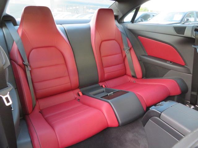 E250 クーペリミテッド 100台限定車 赤革 純正ナビ(10枚目)