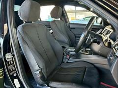 ���Ҥϡ�»�ݥ���ѥ������Ź�Ǥ����ݸ����Ǥ���̵���ˤƼ»��档�¿��������ʥ����饤�դ򡢤��Ϥ����������«���ޤ��� 5