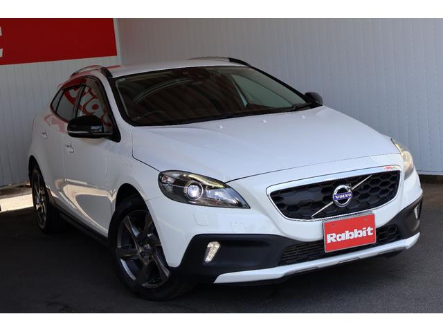 Ｖ４０ クロスカントリー　Ｄ４　禁煙ワンオーナー／純正ナビ／バックカメラ／ドライブレコーダー／スマートキー／メモリー付きパワーシート／ハーフレザーシート／パドルシフト／ルーフレール／ＣＤ／ＤＶＤ／ＵＳＢ接続／Ｂｌｕｅｔｏｏｔｈ接続（7枚目）