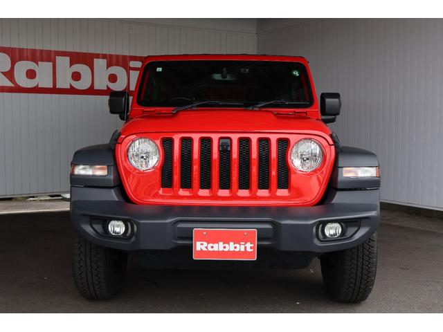 ジープ・ラングラーアンリミテッド スポーツ バックカメラ/サイドカメラ/フロントカメラ/前後ドライブレコーダー/クルーズコントロール/プッシュスタート/オートライト/ダウンヒルアシスト/フリーダムトップ/Bluetooth/USB/当店直接買取(5枚目)