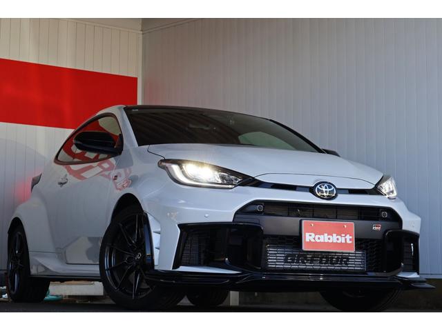 ＧＲヤリス ＲＺ　ハイパフォーマンス　ＧＲエアロパーツセット／純正ＢＢＳ１８ＡＷ／マーブル柄カーボンルーフ／クーリングパッケージ／ナビパッケージ／デジタルインナーミラー／前後ドライブレコーダー／ＪＢＬプレミアムサウンド／当店直接買取（3枚目）