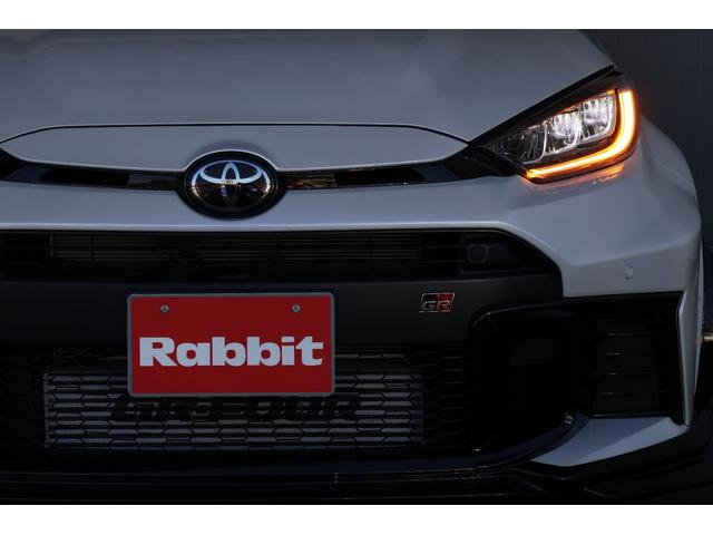 ＧＲヤリス ＲＺ　ハイパフォーマンス　ＧＲエアロパーツセット／純正ＢＢＳ１８ＡＷ／マーブル柄カーボンルーフ／クーリングパッケージ／ナビパッケージ／デジタルインナーミラー／前後ドライブレコーダー／ＪＢＬプレミアムサウンド／当店直接買取（19枚目）