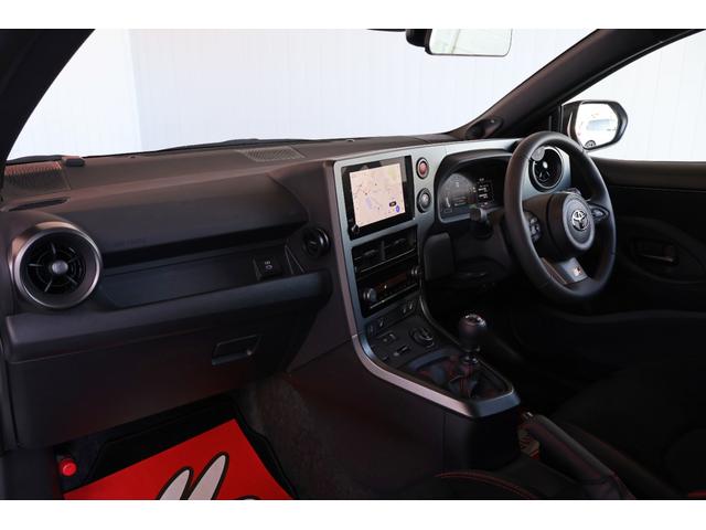 ＧＲヤリス ＲＺ　ハイパフォーマンス　ＧＲエアロパーツセット／純正ＢＢＳ１８ＡＷ／マーブル柄カーボンルーフ／クーリングパッケージ／ナビパッケージ／デジタルインナーミラー／前後ドライブレコーダー／ＪＢＬプレミアムサウンド／当店直接買取（38枚目）