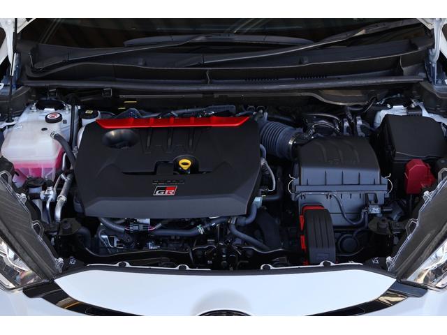 ＧＲヤリス ＲＺ　ハイパフォーマンス　ＧＲエアロパーツセット／純正ＢＢＳ１８ＡＷ／マーブル柄カーボンルーフ／クーリングパッケージ／ナビパッケージ／デジタルインナーミラー／前後ドライブレコーダー／ＪＢＬプレミアムサウンド／当店直接買取（47枚目）