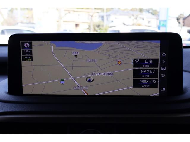 ＲＸ ＲＸ３００　Ｆスポーツ　パノラマルーフ／ルーフレール／１２．３インチフルセグナビ／パノラミックビューモニター／赤革シート／シートヒーター／ベンチレーション／後席シートヒーター／後席パワーシート／角型３眼ＬＥＤヘッドランプ（6枚目）