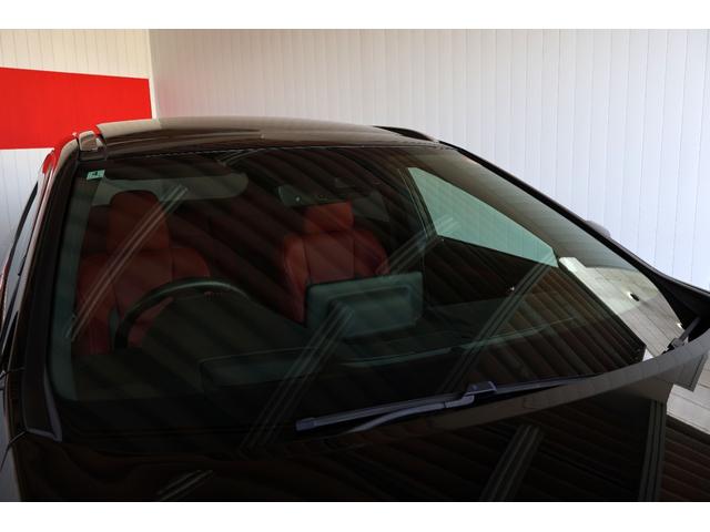 ＲＸ ＲＸ３００　Ｆスポーツ　パノラマルーフ／ルーフレール／１２．３インチフルセグナビ／パノラミックビューモニター／赤革シート／シートヒーター／ベンチレーション／後席シートヒーター／後席パワーシート／角型３眼ＬＥＤヘッドランプ（23枚目）