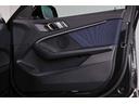 運転席シートも目立つ汚れは無く綺麗に保たれております。