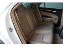セカンドシートも目立つ汚れは無く綺麗に保たれております。