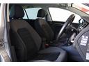運転席シートも目立つ汚れは無く綺麗に保たれております。