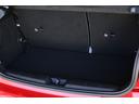 トランクスペースも十分な広さを確保しております。