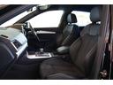 助手席シートも目立つ汚れは無く綺麗に保たれております。
