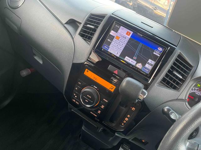 ルークス ハイウェイスターリミテッド メモリーナビ ワンセグ プッシュスタート Lパワースライドドア フロントフォグ HID ファインビジョンメーター インテリジェントキー CVT ルーフスポイラー(18枚目)