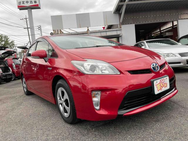 プリウス Ｓ　純正ＳＤナビ　キセノンヘッドライト　純正アルミホイール　フルセグＴＶ　Ｂｌｕｅｔｏｏｔｈ　スマートキー　バックカメラ　ＣＶＴ（4枚目）