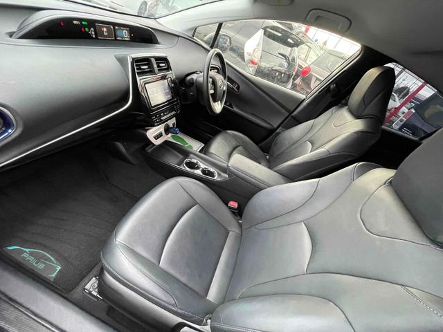 プリウス Sツーリングセレクション セーフティセンス レザーシート シートH オートライト スマートキー オートクルーズ ETC CVT(11枚目)