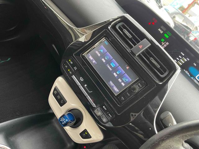 プリウス Sツーリングセレクション セーフティセンス レザーシート シートH オートライト スマートキー オートクルーズ ETC CVT(15枚目)