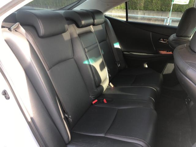 ■リアシート■目立った汚れもなく綺麗なリアシートとなっております（＊＾＾＊）