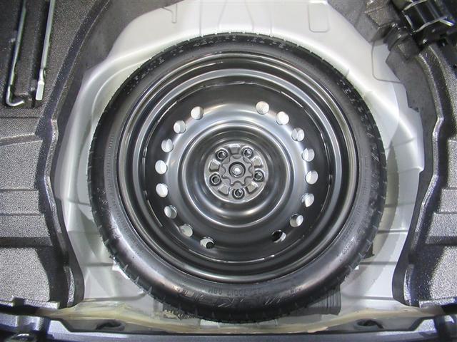 プリウス Ｓセーフティプラス　ワンオーナー　安全装備　衝突被害軽減システム　メモリーナビ　ナビ＆ＴＶ　バックカメラ　ドラレコ　スマートキー　オートクルーズコントロール　ＥＴＣ　ＬＥＤヘッドランプ　ハイブリッド　アルミホイール　ＣＤ（28枚目）