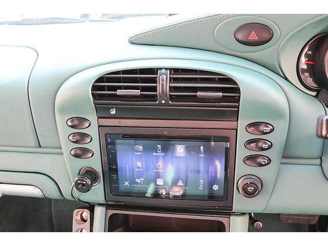911ターボ 正規ディーラー車 右ハンドル ネフライトグリーンレザー レザーインテリアパッケージ 純正リアウイング マッドブラック18インチホイール レッドキャリパー BOSEサラウンドシステム HIDヘッドライト(54枚目)