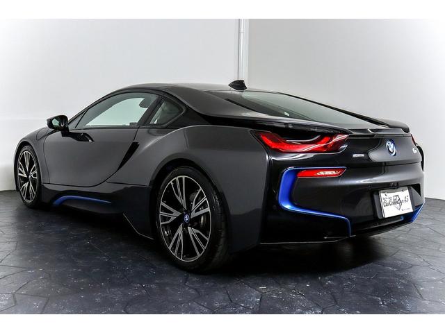 BMW i8 BASE GRADE