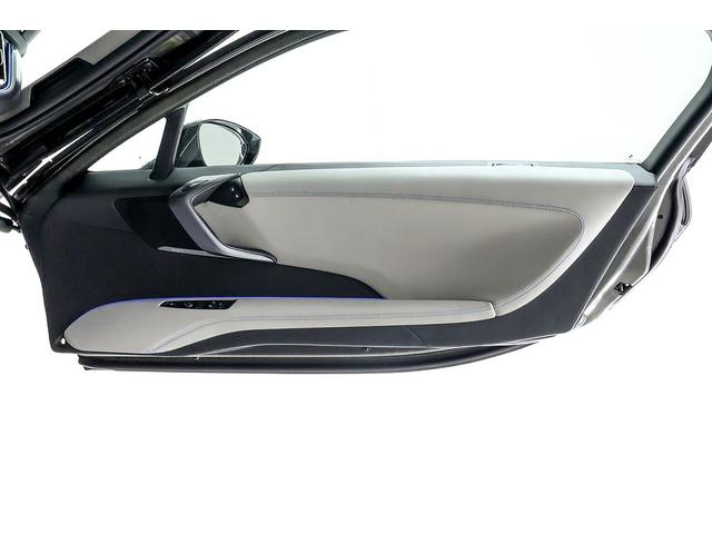 BMW i8 BASE GRADE