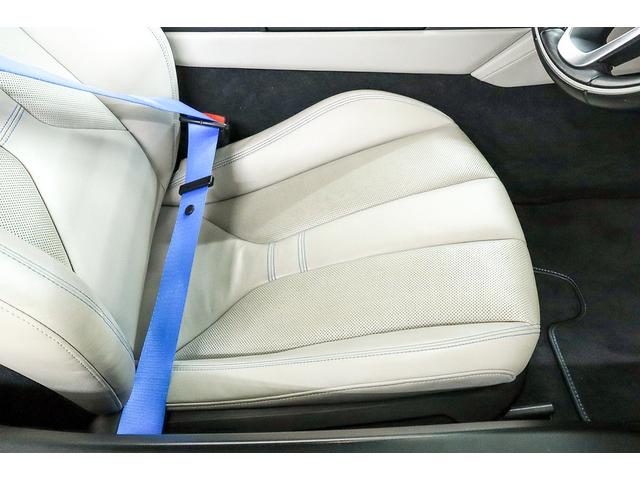 BMW i8 BASE GRADE