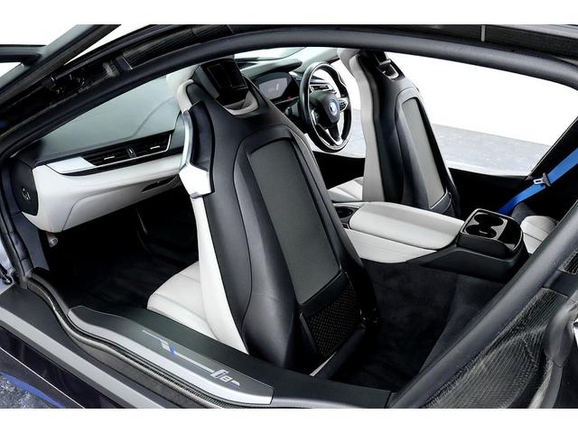BMW i8 BASE GRADE