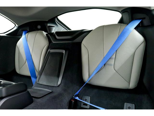 BMW i8 BASE GRADE